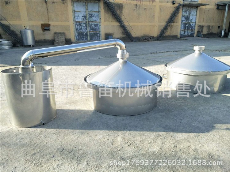 供应不锈钢酒容器 粮食酒烤酒设备 蒸汽式吊锅酿酒设备