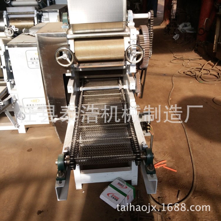 2017新款全自动锅巴成型机 小型玉米锅巴机设备 厂家直销