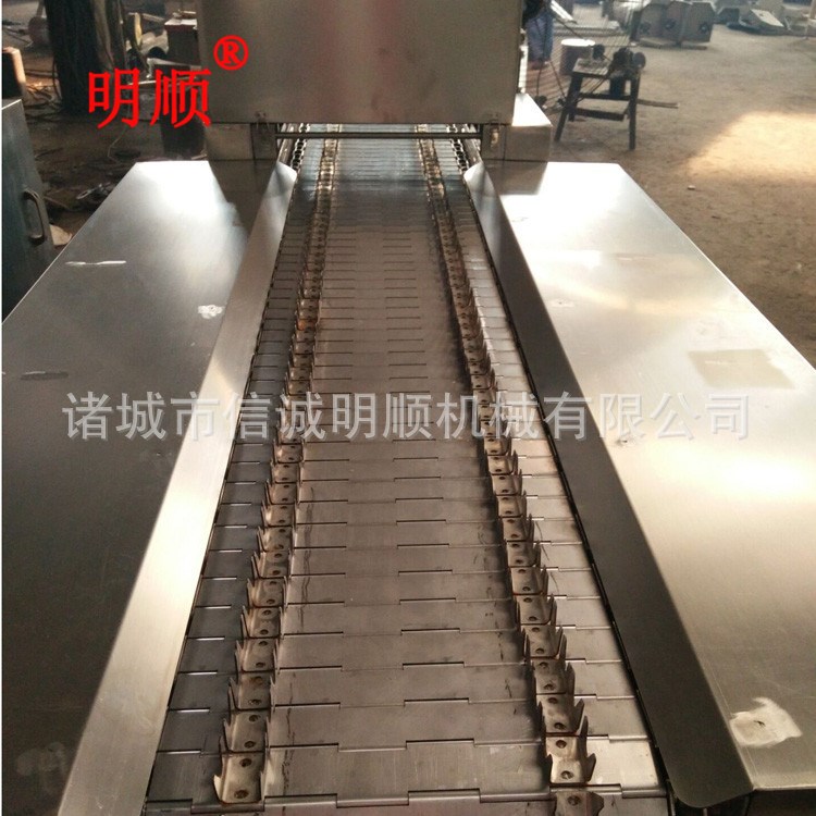 A连续式鸡爪割爪机价格 诸城明顺家禽屠宰设备直销 鸡爪分割机