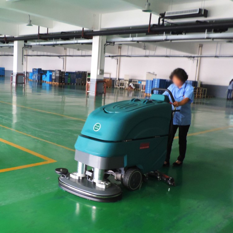 天津洗地机 工业园区光滑地面清洗用手推式自动洗地机 洗地机厂家