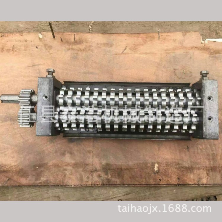 高精度定做各种面刀，切面刀，压面刀大全，各种型号面条机