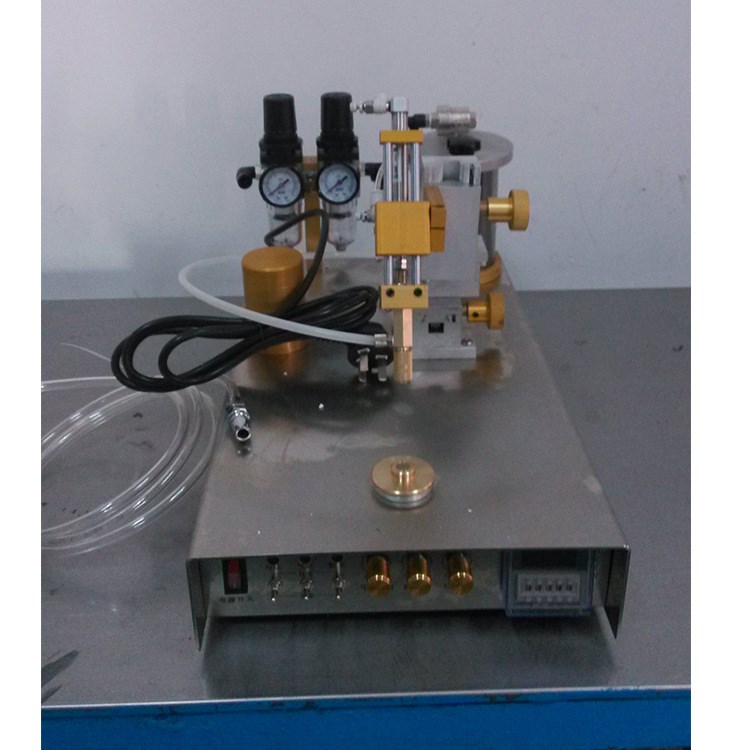 厂家直销 圆形点胶机6000 桌面式点胶机 音膜点胶机 三维点胶机