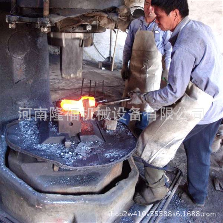 高锰钢锤头 复合式破碎机碎石机锤头 锻造铸造  破碎机锤头甩锤
