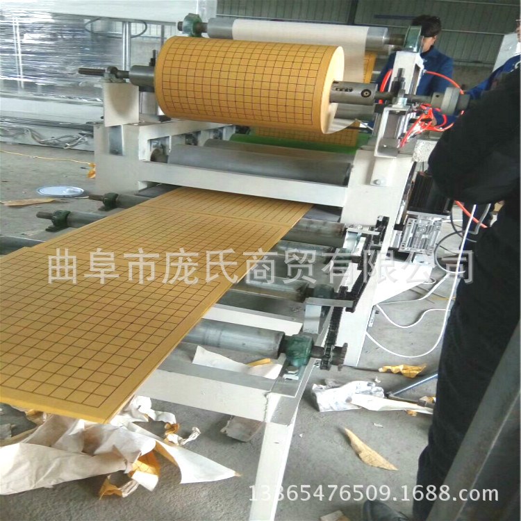 新型提供木皮贴面机 大板贴面机厂家 价格便宜包立管设备