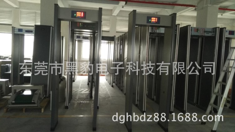 厂家直销安检门 娱乐场所金属探测安检门 经济型安检门