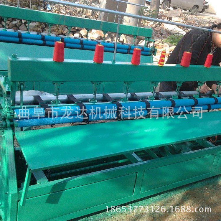 厂家直销全自动多针绗缝机 棉门帘大棚被套被缝被机 无底线套被机