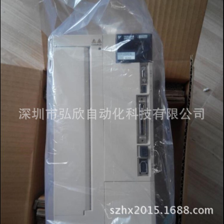 原装日本安川伺服驱动器SGDV-550A01A002000全新质保一年现