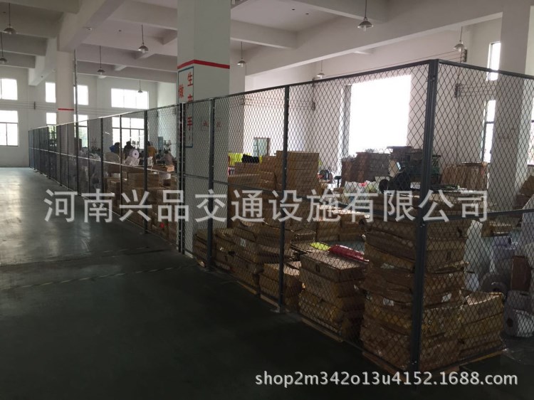 山东威海厂家现货供应车间隔离护栏网、仓库  场地隔离栅栏
