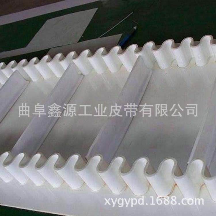 批发辽宁耐高温耐油带 PVCPU白色挡板提升食品输送带