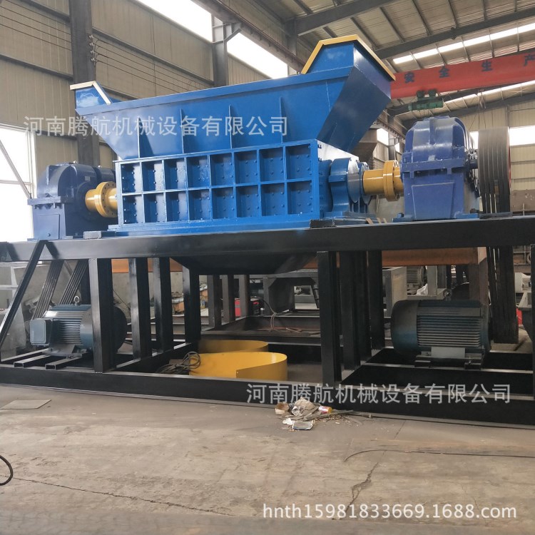 800型金属双轴撕碎机 废旧塑料轮胎撕裂机 油漆桶破碎机厂家