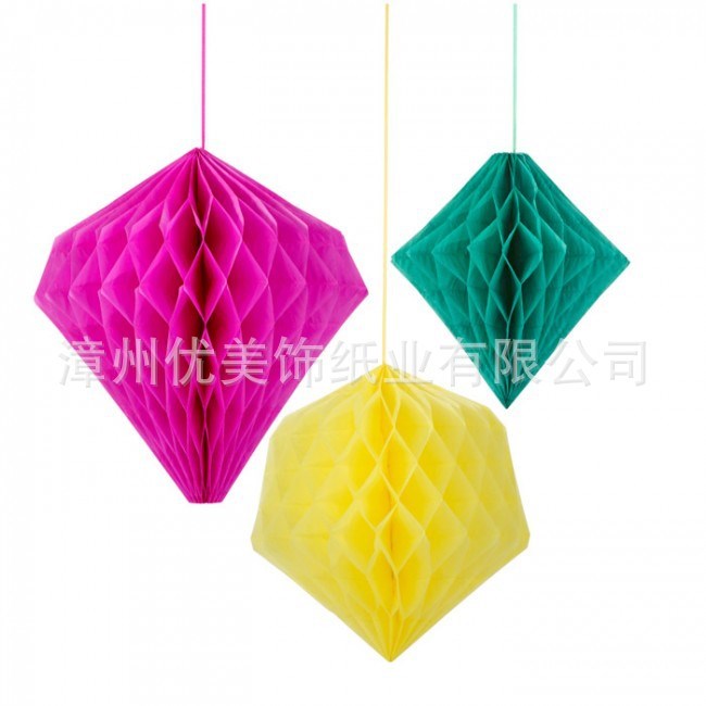 定制加工节日商场场景创意家居装饰用品异形蜂巢纸工艺品钻石款式