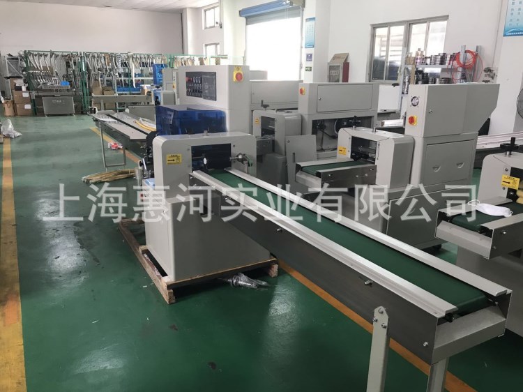 PE膜枕式包装机 燃气管枕式包装机 长管子包装机 圣字管业包装机