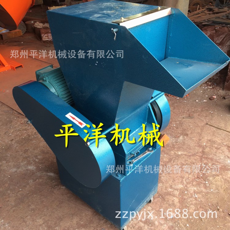塑料橡胶粉碎机   强力粉碎机    胶桶管材破碎机