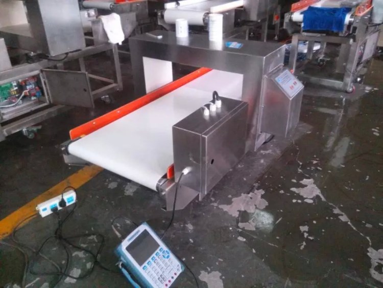 食品金属残留检测机 输送带市金属检测机 药品金属检测器