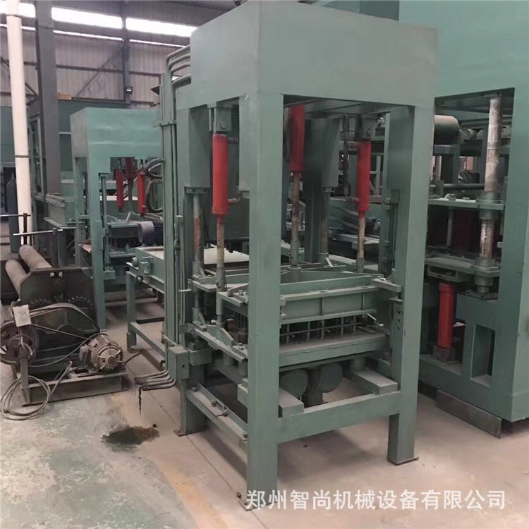 小型移动式空心砖机 免烧水泥制砖机马路花砖机价格优惠