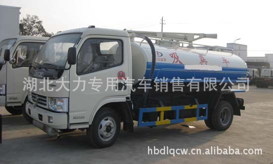 供应小型吸粪车  东风小霸吸粪车    13886865340