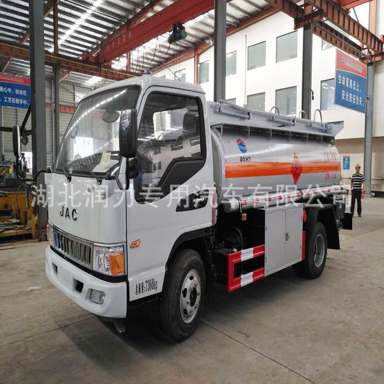 江淮运油车 5吨油罐  小型油罐车