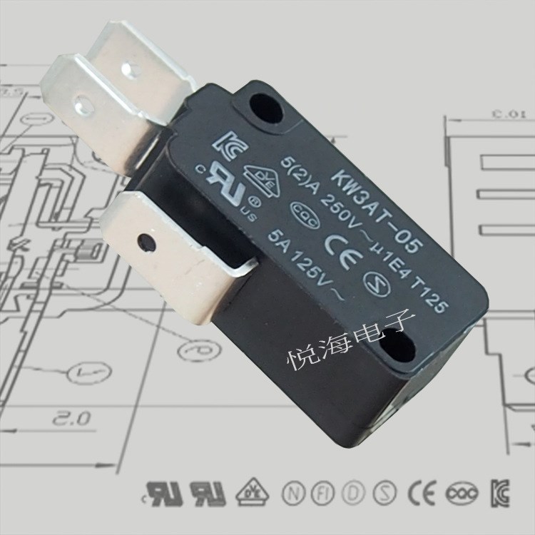 东南厂家直销微动开关KW3AT  耐高温T125   机械寿命可达100万次