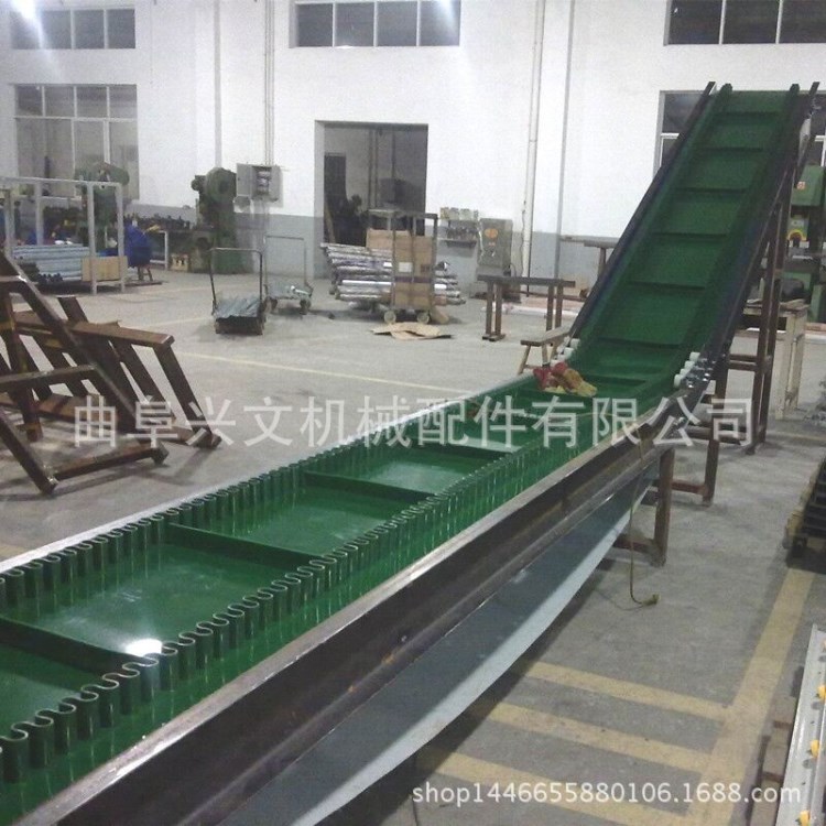 袋装水泥装车输送带 煤矿爬坡皮带运输机 加厚防滑皮带输送机