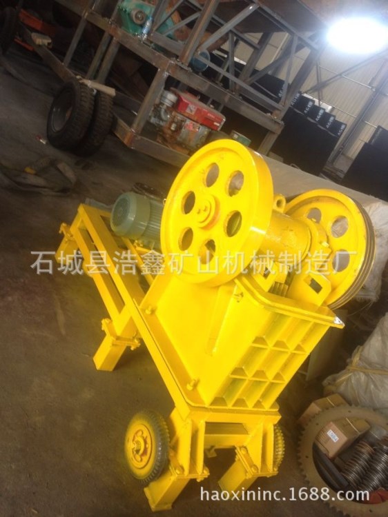 湖北宜昌供应实验室破碎机价格 100*60颚破价格 插线板破碎设备
