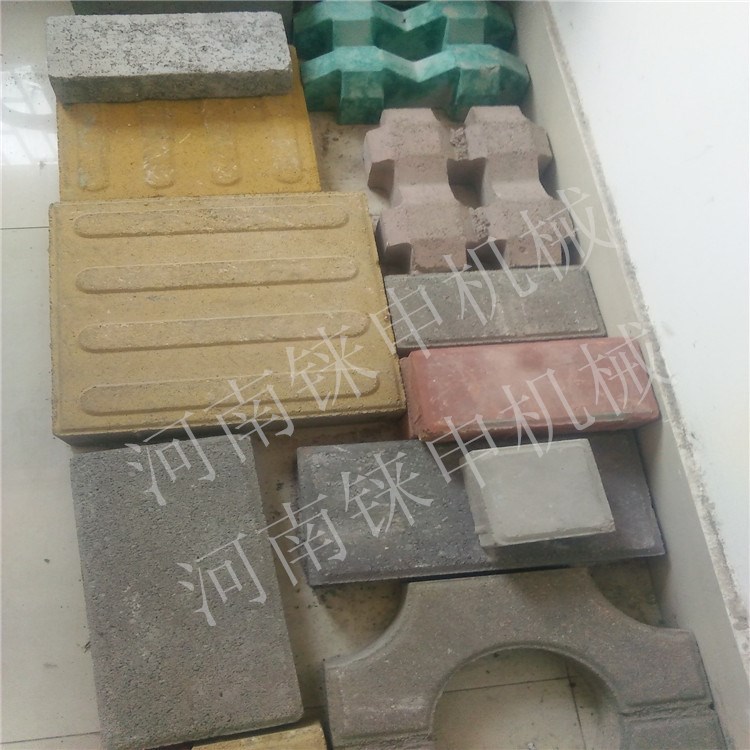 小型加工项目办厂 彩砖机设备 水泥钢筋垫块机 水泥面包砖机模具