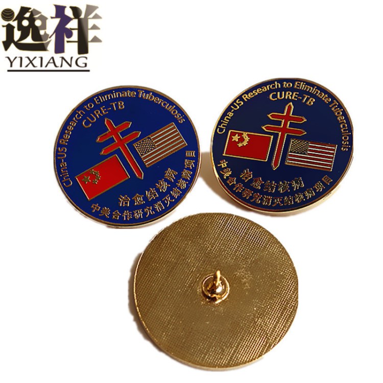 深圳徽章厂直销中美项目合作徽章定制 蝴蝶扣珐琅国旗胸章出口