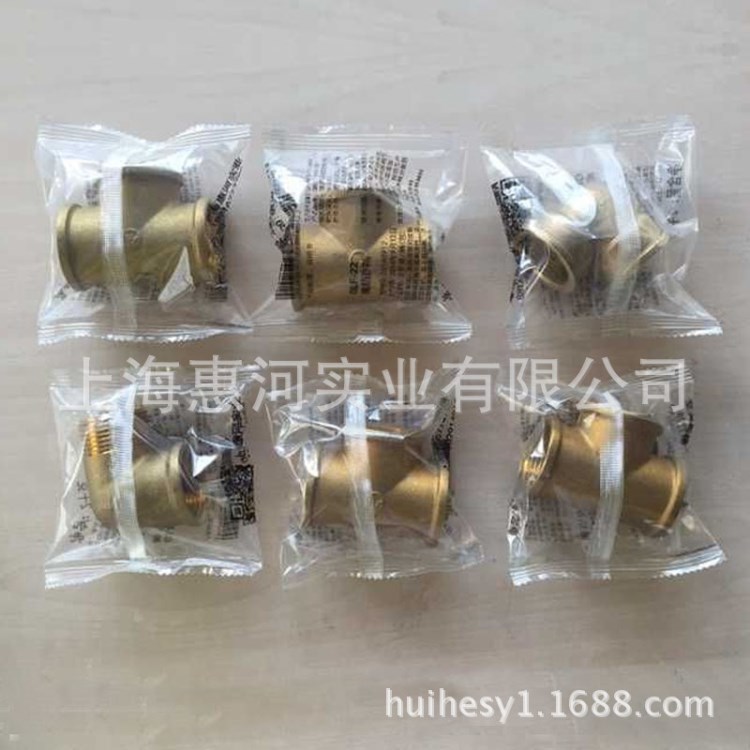 水龙头包装机 多功能枕式包装机 枕式包装机 五金件枕式包装
