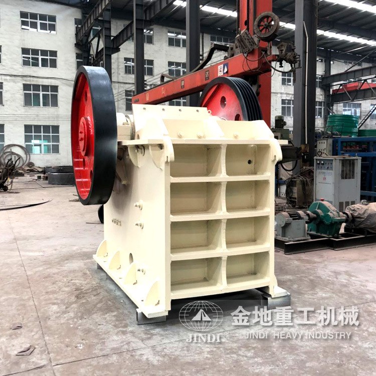 大型石料线用设备 金地鄂式破碎机现货供应中
