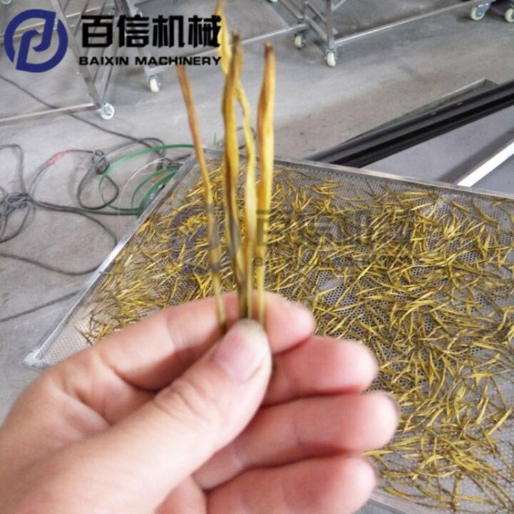 连续式金针菜箱式烘干机 网带式黄花菜干燥设备 大型黄花菜干燥设