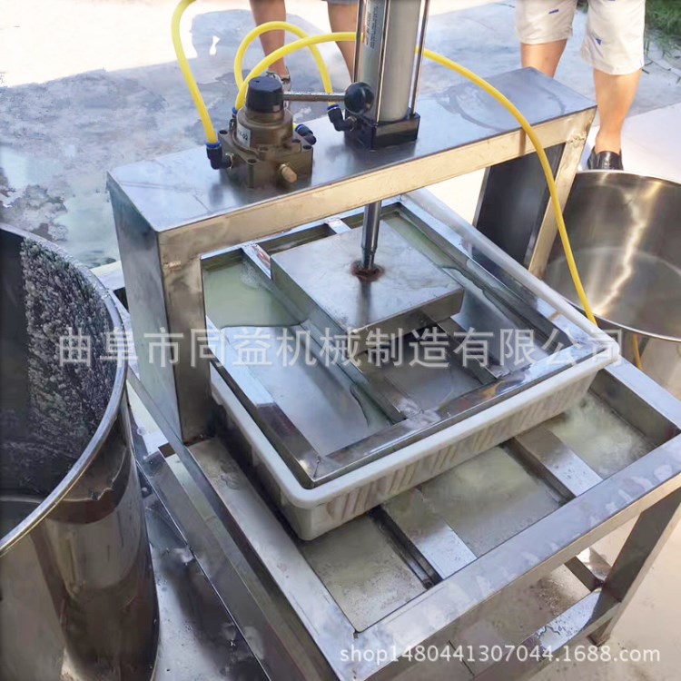 商丘实惠经济款大豆磨浆豆腐机 电加热蒸汽式新型豆腐机 食品机械