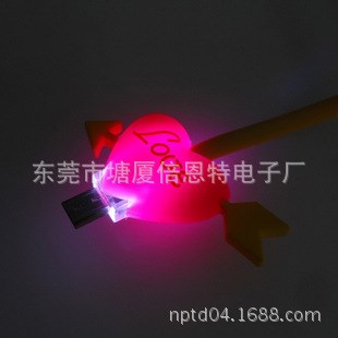 发光线USB  转8PIN产品 PVC卡通亮灯线充电器厂家低价直销