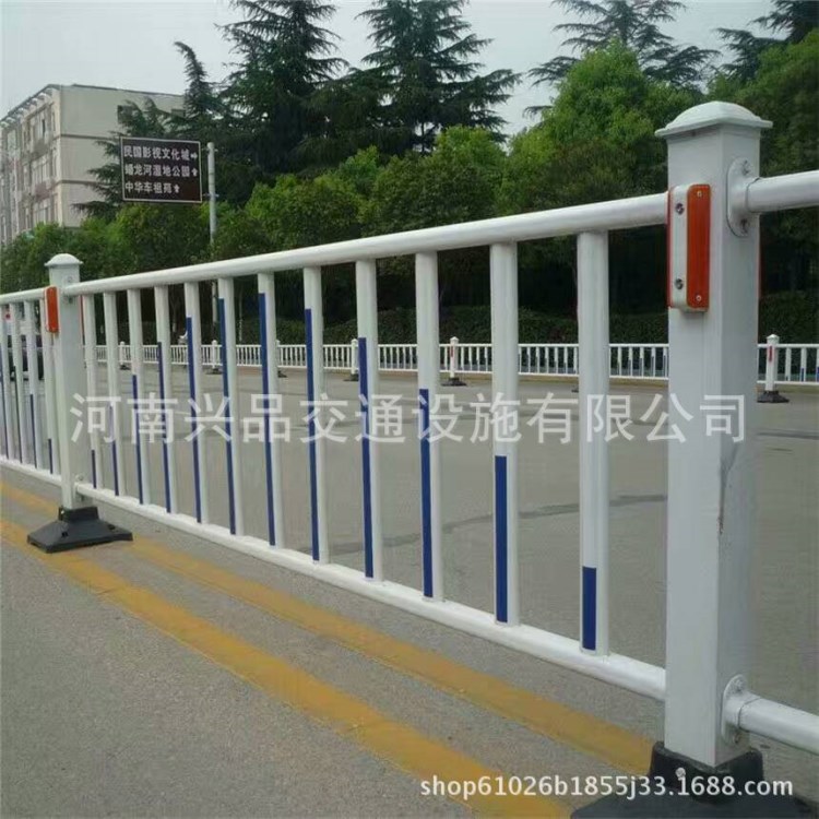 湖南株洲厂家直销河道隔离栏 市政道路广告护栏 小区道路护栏