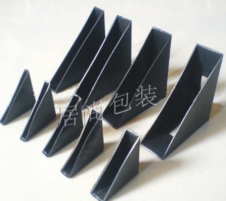供应黑色塑料两面护角 / 玻璃护角