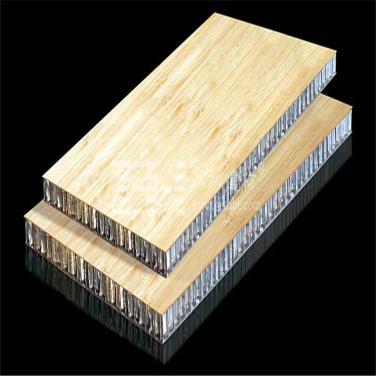 生产木纹铝蜂窝板4mm金属复合板KTV幕墙工程建筑幕墙外墙挂板