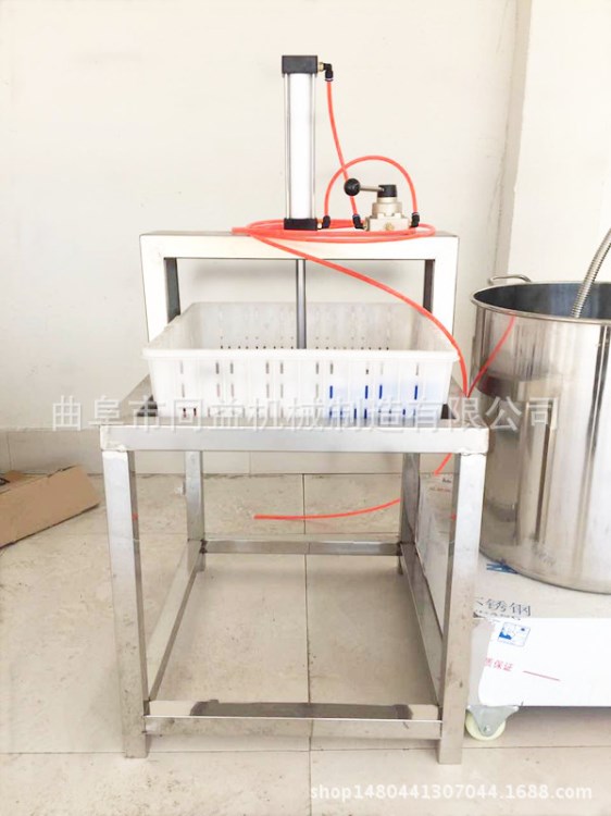 畅销环保低耗大豆制品豆腐机 家用小型多彩豆腐机 同益花生豆腐机