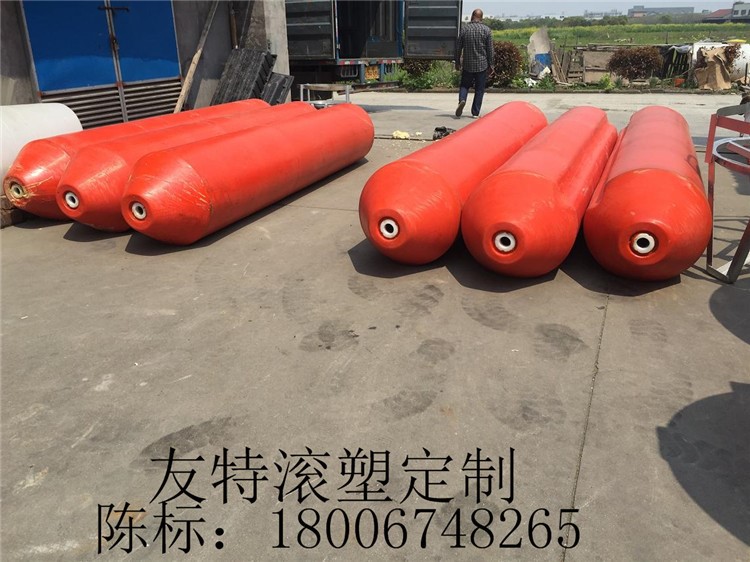 厂家批发直径850高1.1米滚塑浮体批发/定做水上浮体/PE浮体