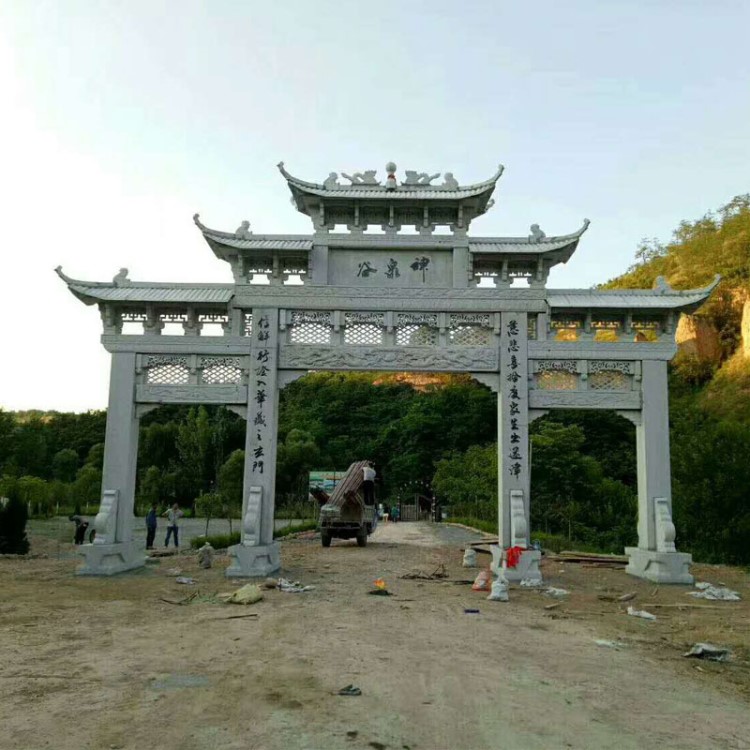 厂家直销景区石雕牌坊  村口石雕牌坊 天青石石雕牌坊