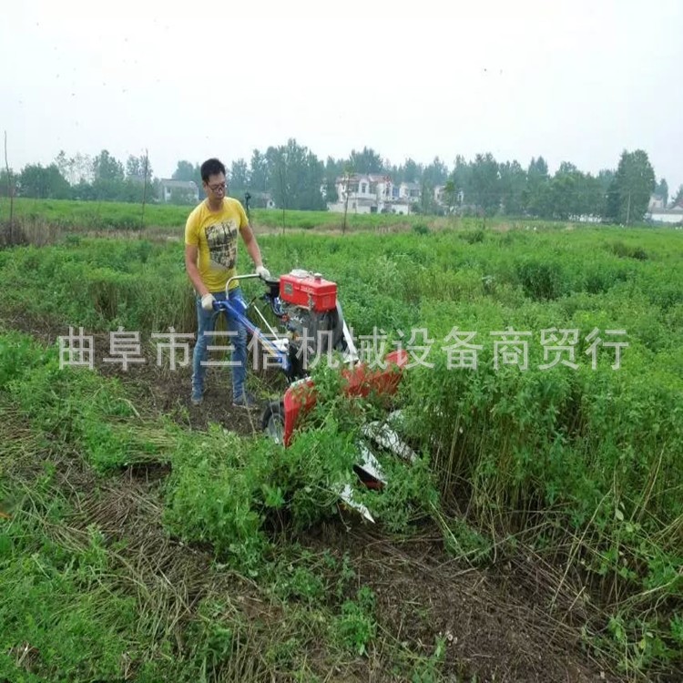 多功能玉米秸秆收割机牧草水草水稻小型收割机&ensp;
