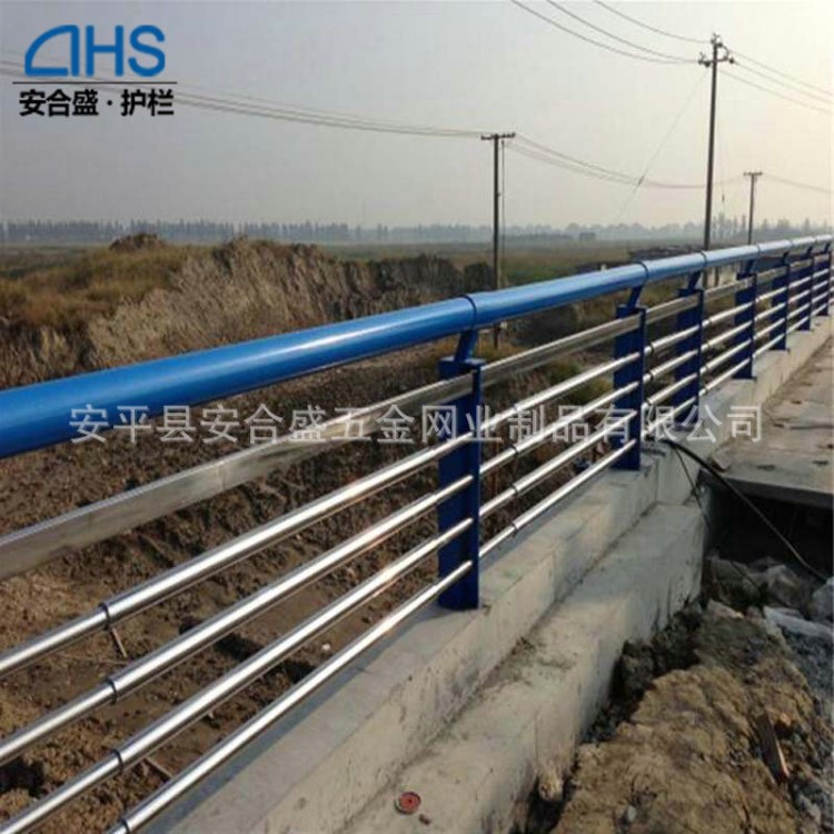景点玻璃栈道不锈钢栏杆 市政街道隔离围栏 高速公路景观防护栏