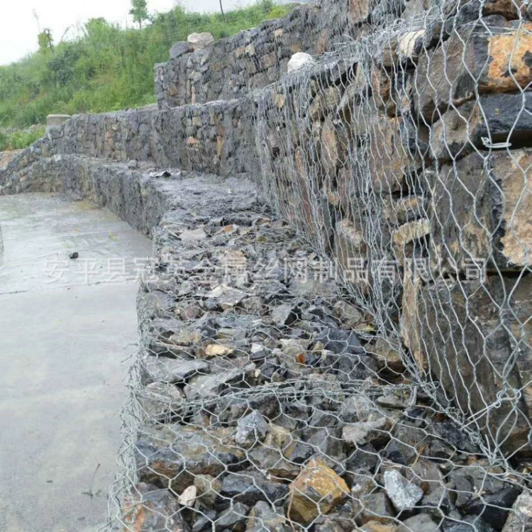 石笼网石笼网箱挡土墙防水土流失雷诺护垫水利堤坝治理石笼挡墙