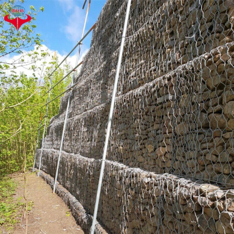 北京大型河道工程钢丝笼，堤坝护坡用石笼网，景观石笼挡墙