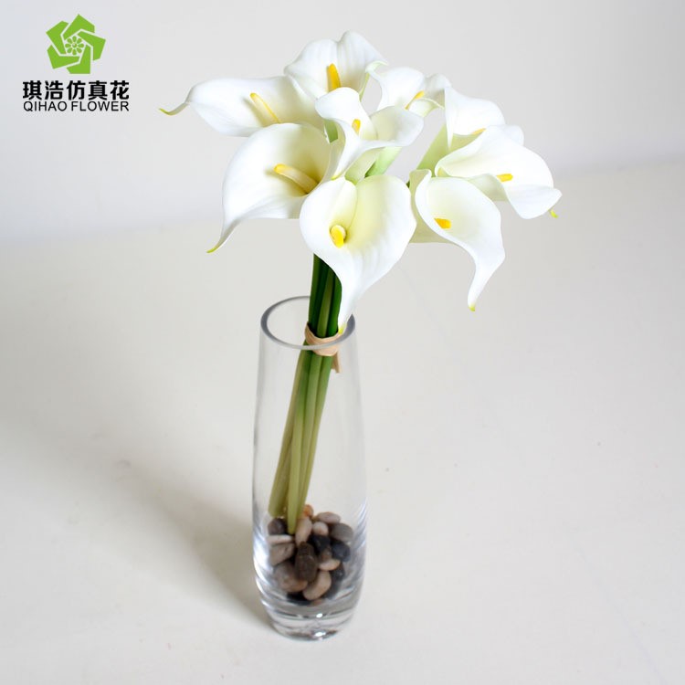 新款马蹄莲   用于家具装饰  供应细马蹄莲花束  厂家直销