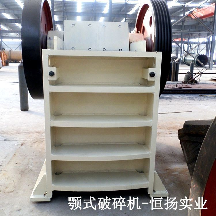 直销广东东莞破碎机设备市场 石场设备 反击式破碎设备降压片