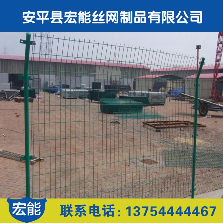 护栏网 草绿色双边丝护栏网 厂家批发大量现货 操场铁路围栏网