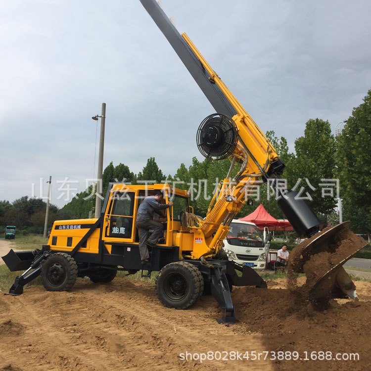生产厂家履带式旋挖钻机 2米大口径打井机 工程地基挖桩桩工机械