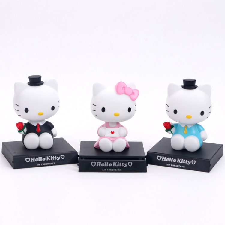 hello kitty卡通玩具汽车摆件摇头公仔车内饰用品KT猫车载新款