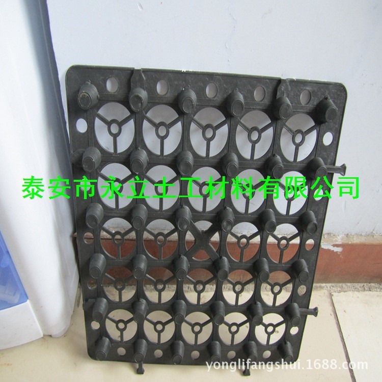淄博3公分块状排水板%菏泽车库排水板蓄水板供应