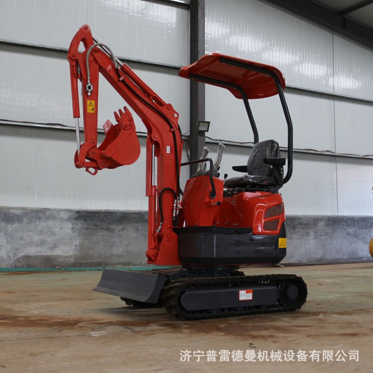 小型轮式挖掘机 国产小型挖机 小型轮式挖掘机 家用小型挖掘机