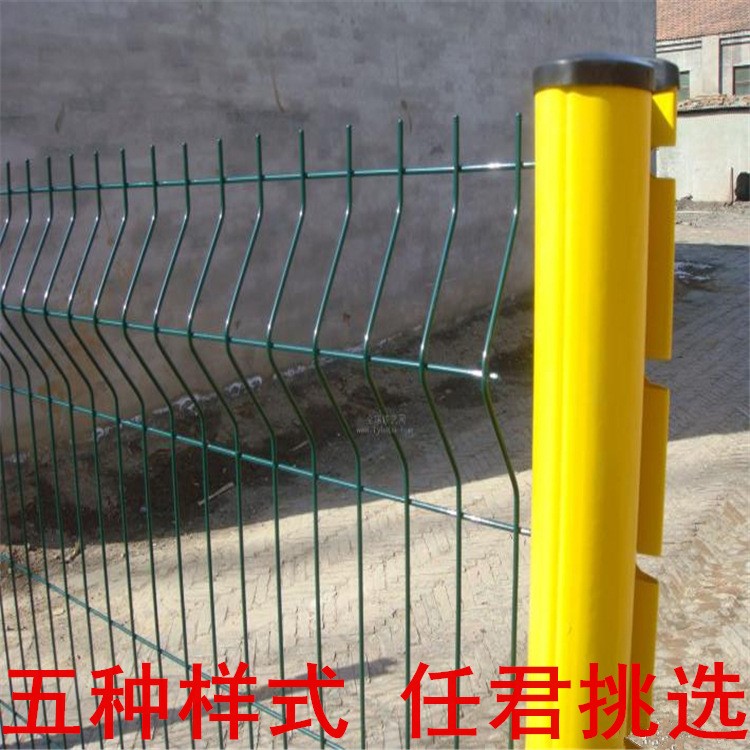 【厂家直销】厂区围栏 厂矿护栏网 果园围栏网 规格全 价格低