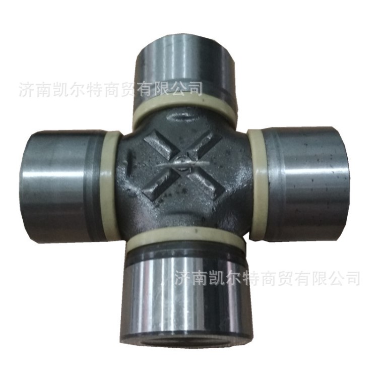 万向节十字轴总成 0082    济南豪沃配件